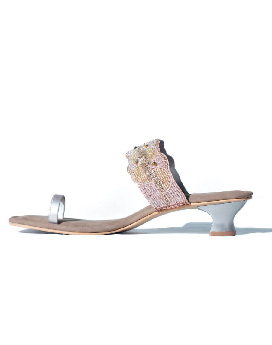 Mid Heel Sandal - Toe Ring