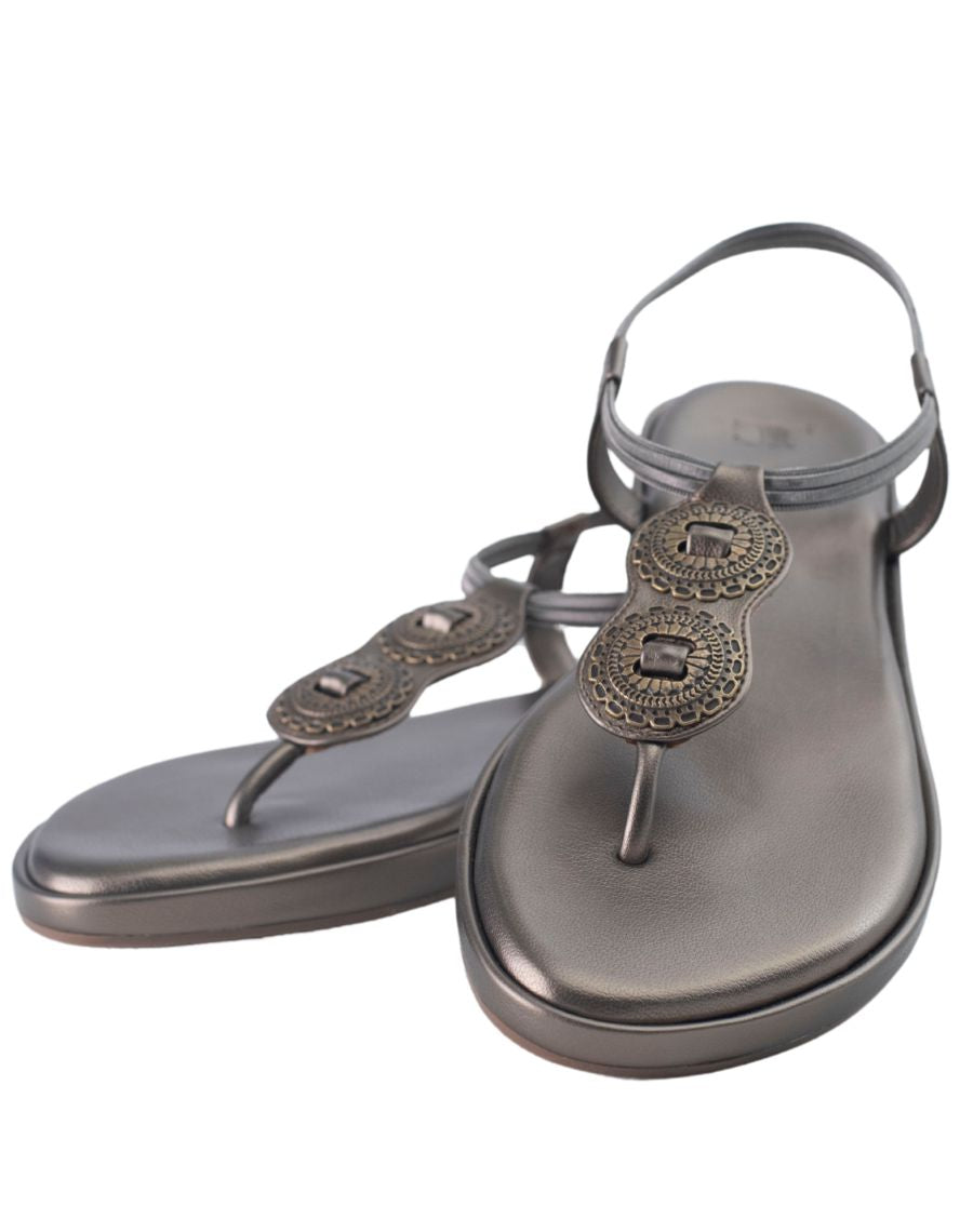 Flat sandal - 2 ring strap